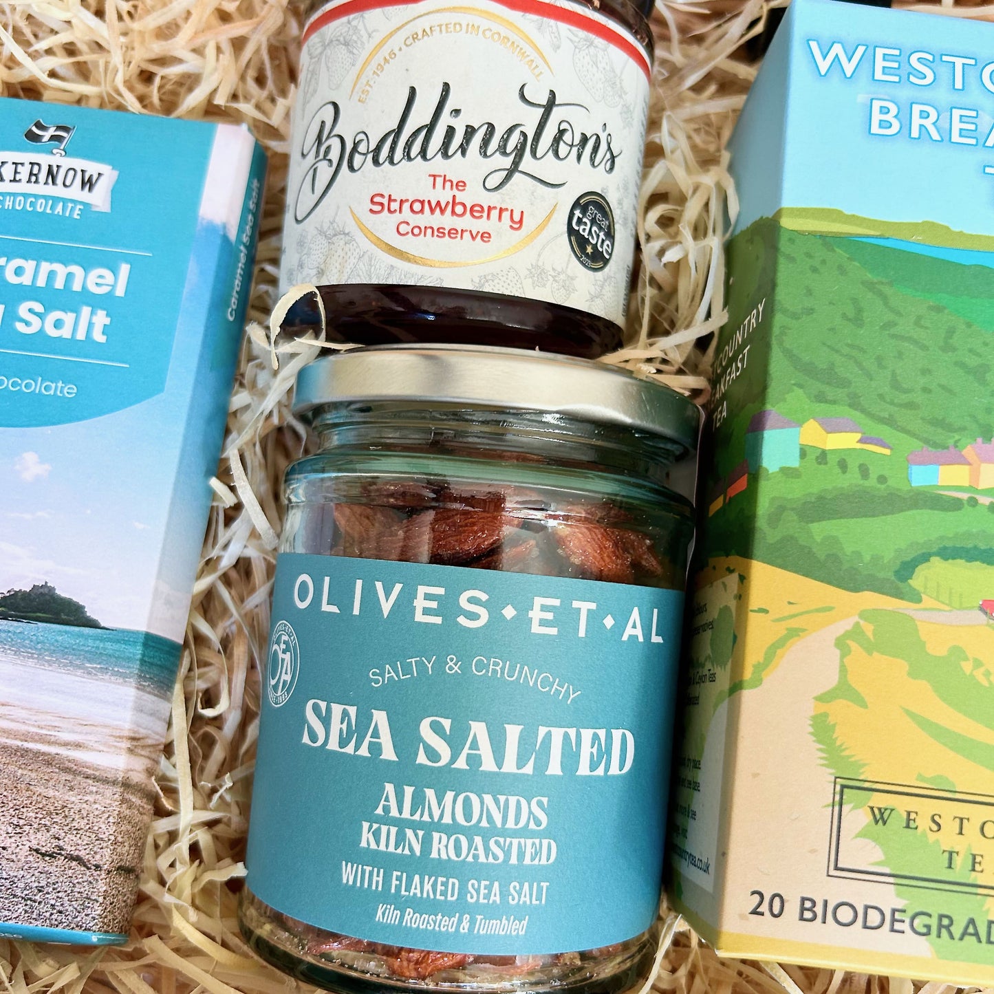 Westcountry Hamper Packed with gourmet food from Devon, Cornwall , Dorset, Somerset